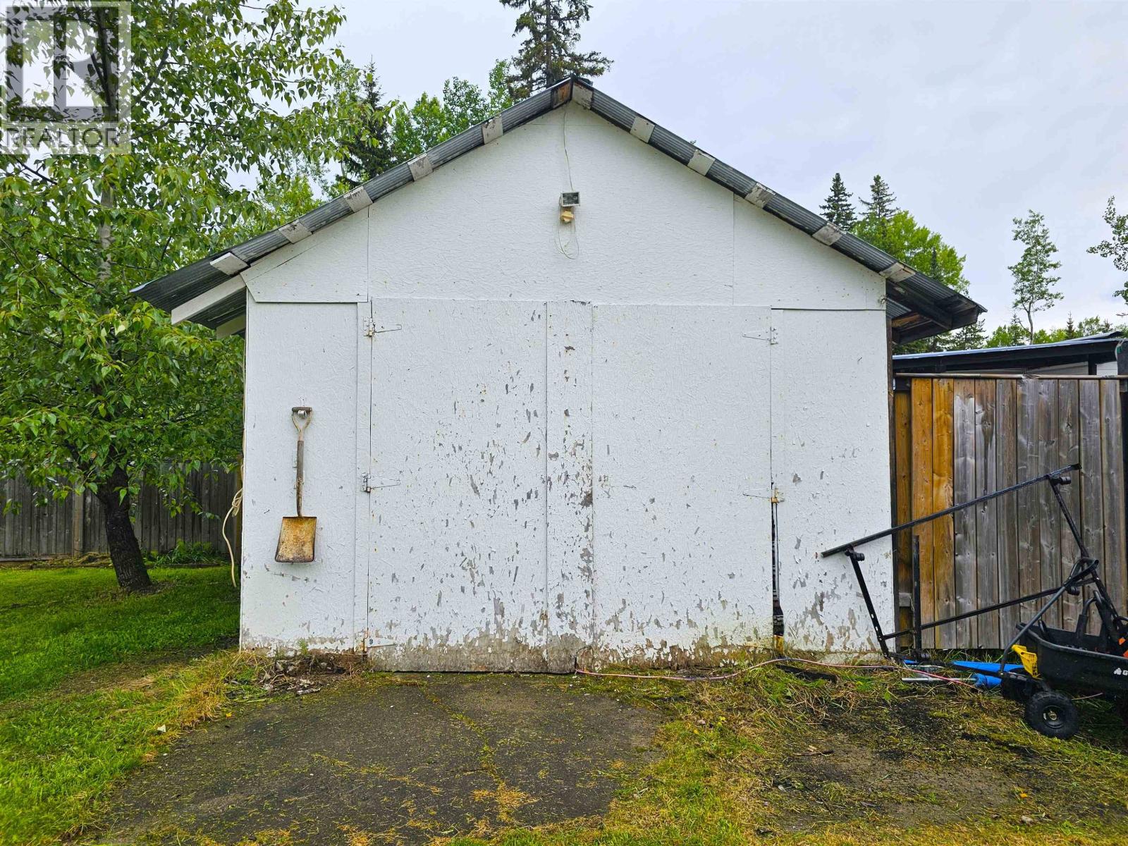 2054 Sommerville Road, North Blackburn, British Columbia  V2N 6T6 - Photo 12 - R3133471