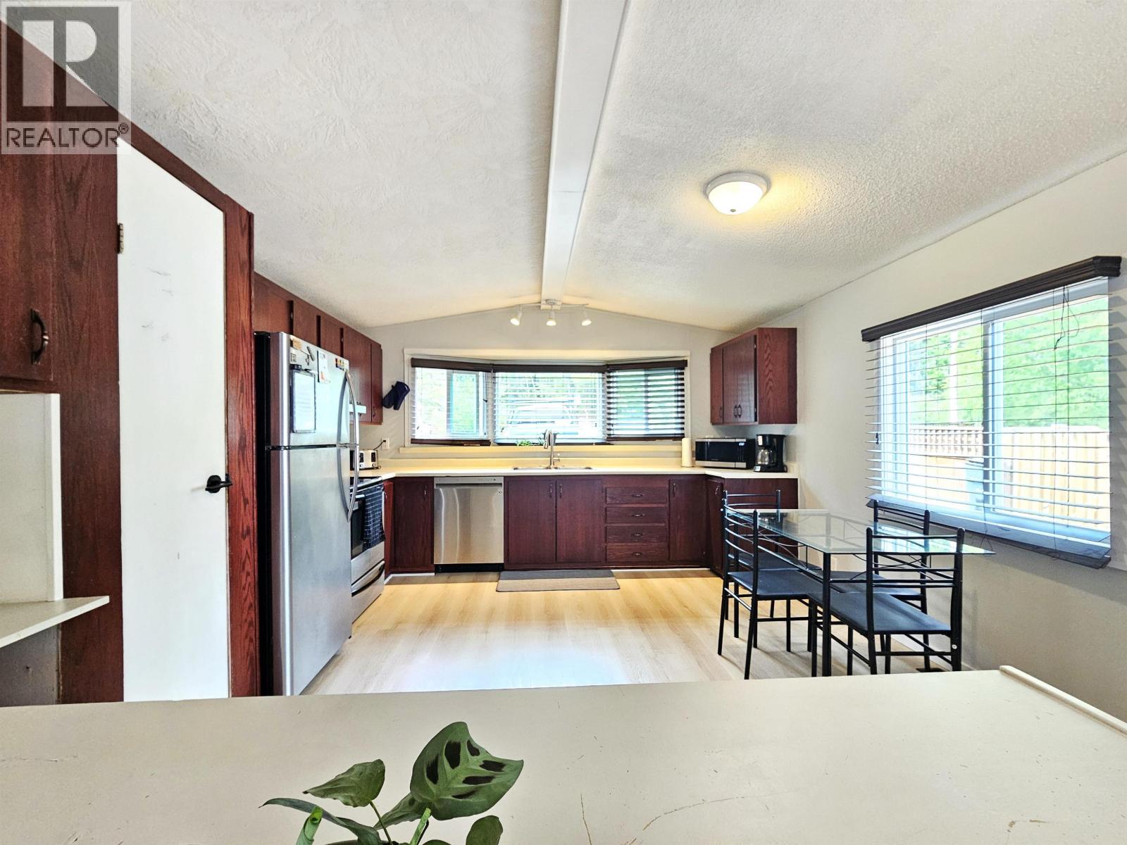 2054 Sommerville Road, North Blackburn, British Columbia  V2N 6T6 - Photo 20 - R3133471