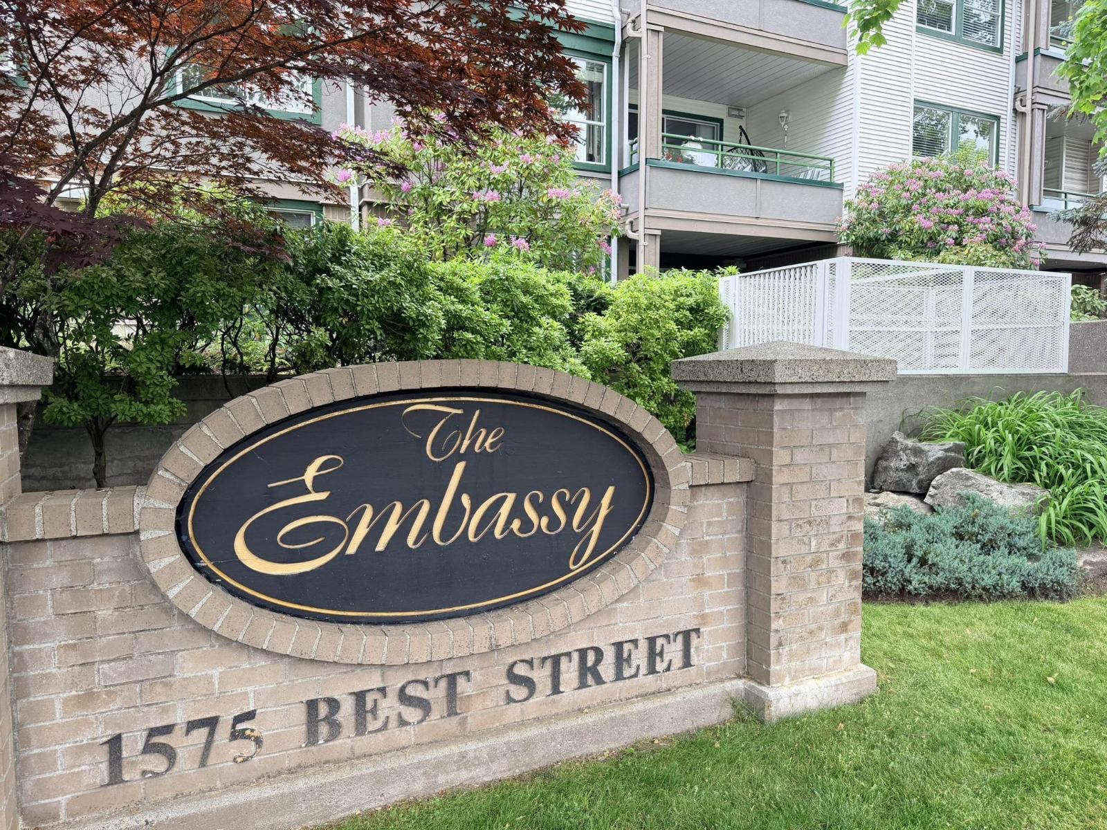 312 1575 BEST STREET