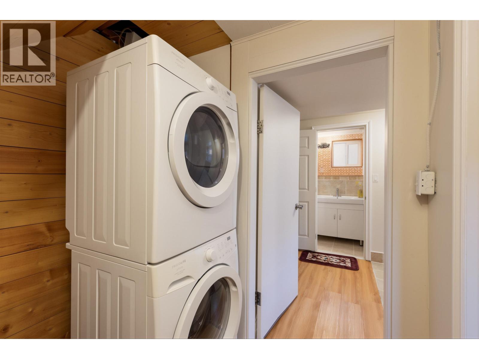 2911 E 51st Avenue, Vancouver, British Columbia  V5S 1R7 - Photo 33 - R3133300