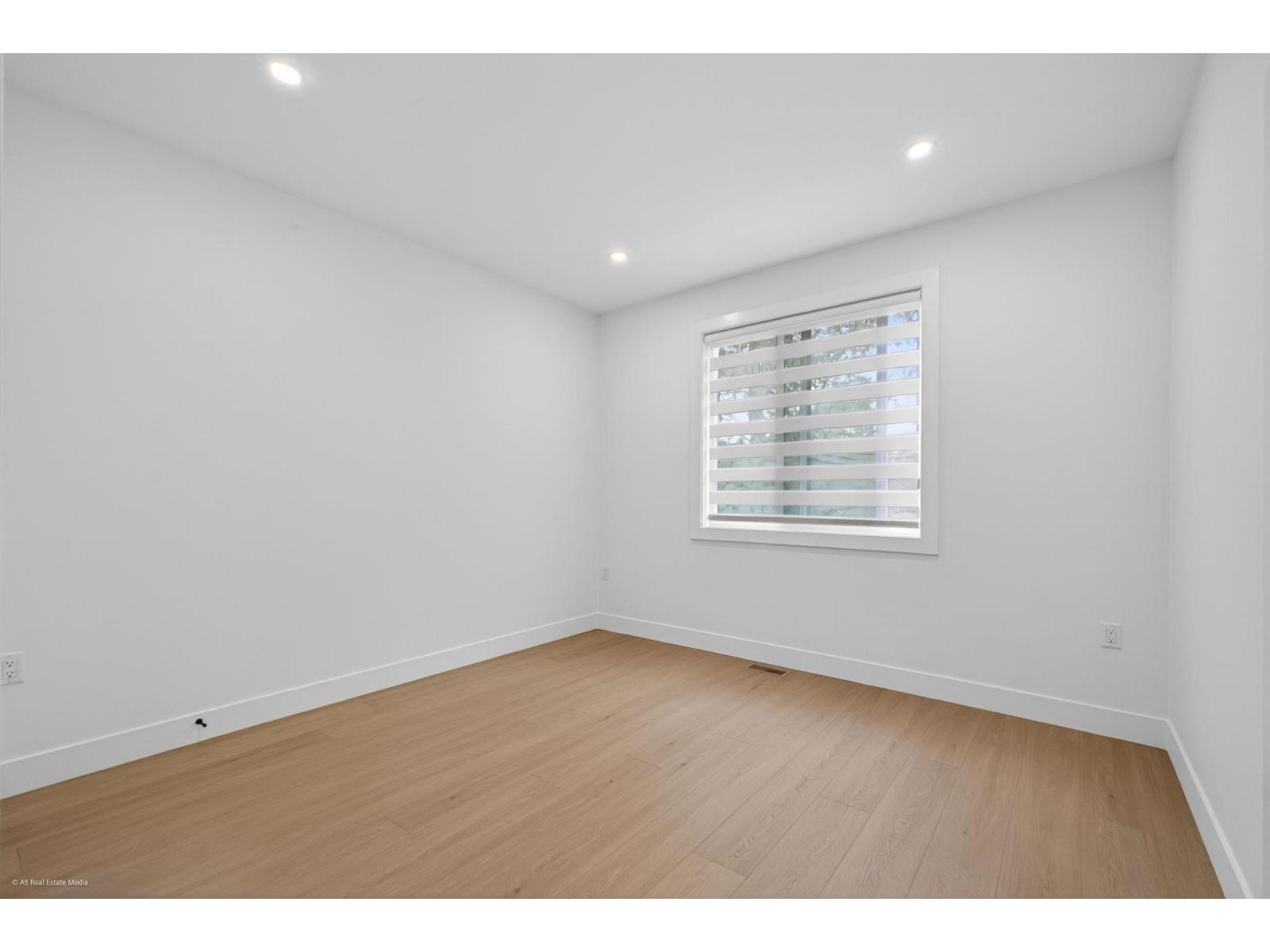 11917 Chalmer Place, Delta, British Columbia  V4C 1L3 - Photo 25 - R3129908