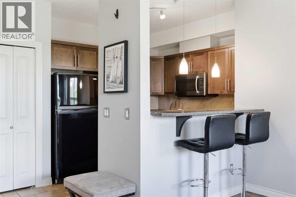 210, 26 Val Gardena View Sw, Calgary, Alberta  T3H 5Z5 - Photo 7 - A2318586