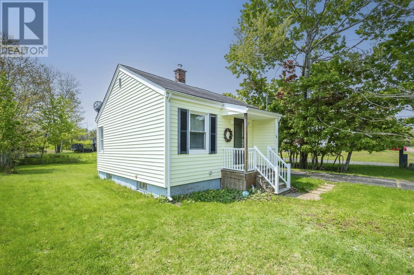 69 Cambey Avenue, Stellarton, Nova Scotia  B0K 1S0 - Photo 2 - 202613715