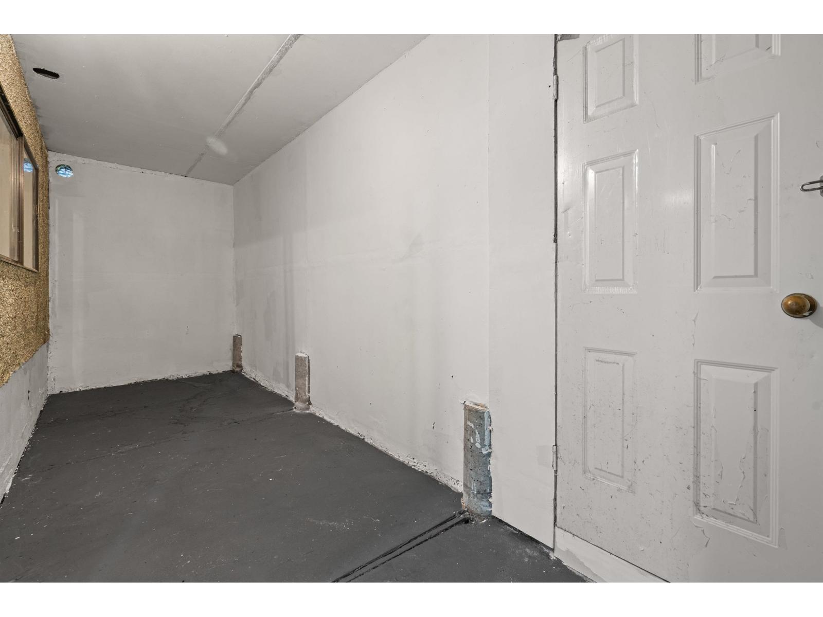 Listing image 30