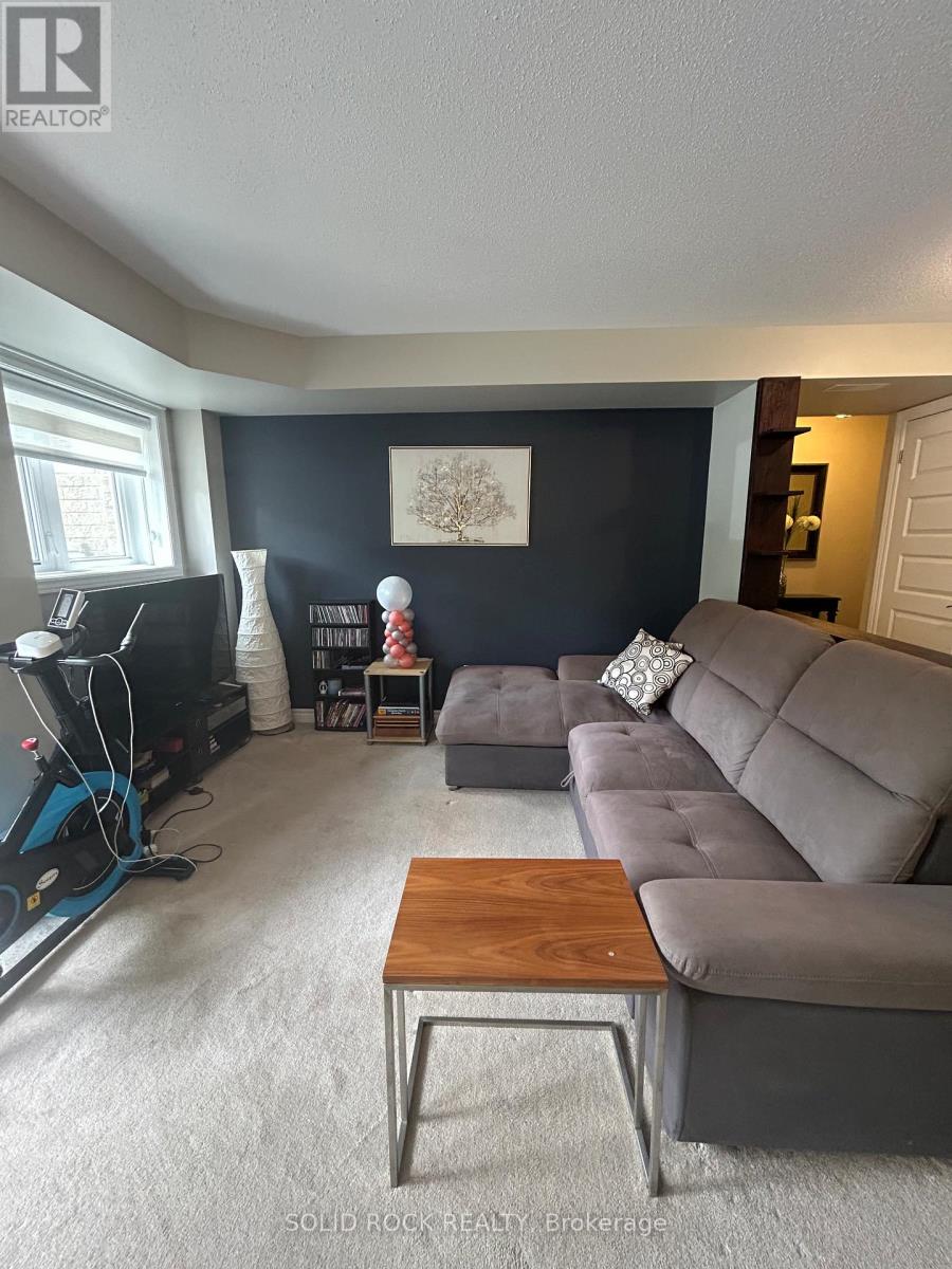 1 - 305 Cresthaven Drive, Ottawa, Ontario  K2G 4R5 - Photo 8 - X13417646