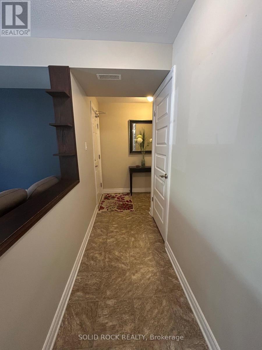 1 - 305 Cresthaven Drive, Ottawa, Ontario  K2G 4R5 - Photo 9 - X13417646