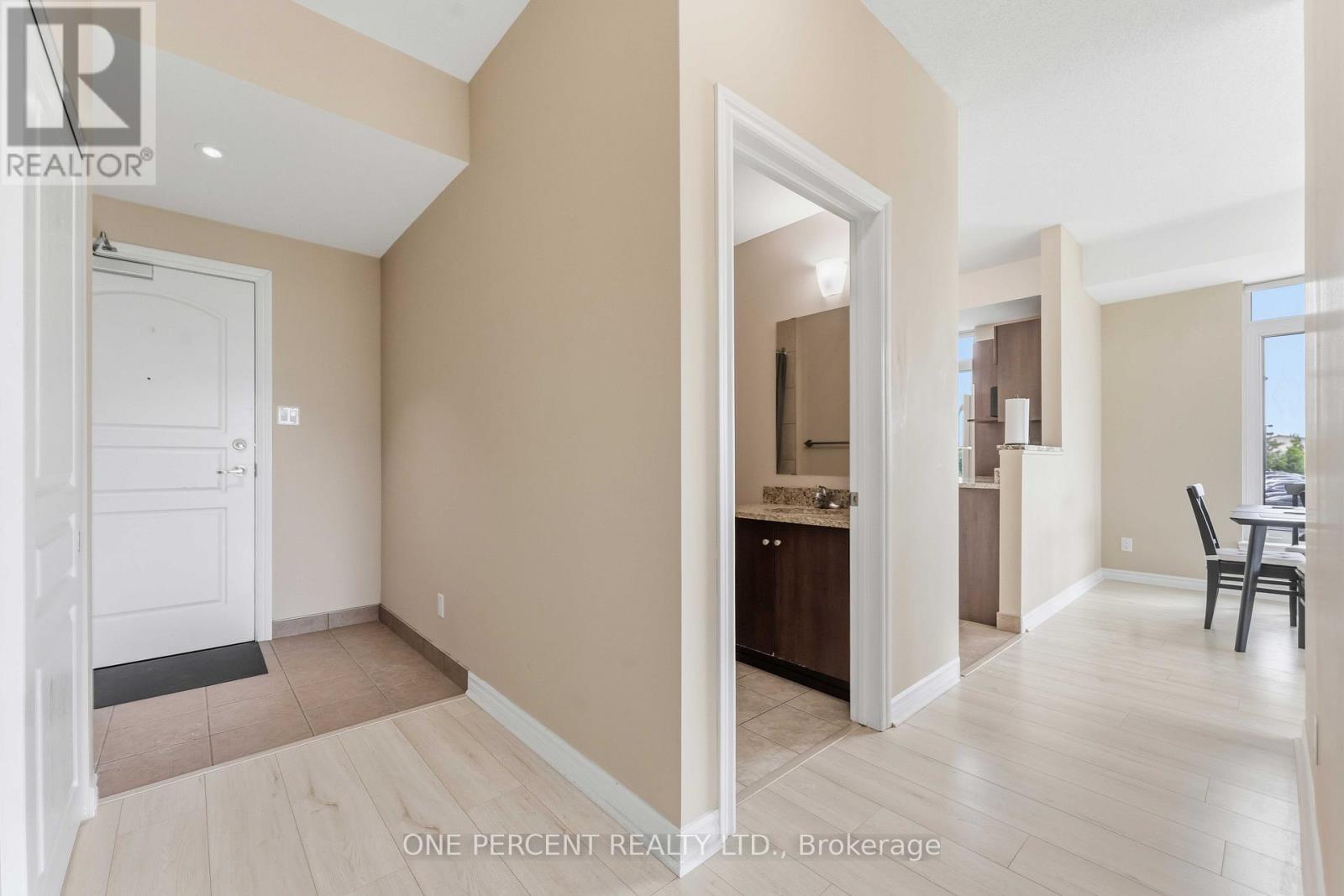 201 - 100 Roger Guindon Avenue, Ottawa, Ontario  K1G 3Z7 - Photo 9 - X13417656