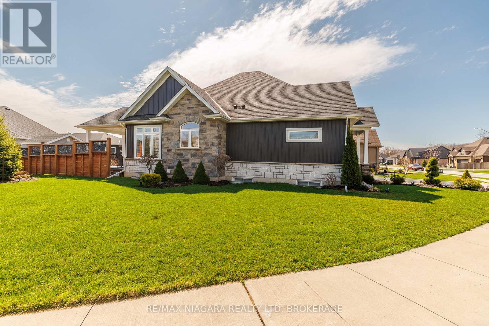 4049 Village Creek Drive, Fort Erie, Ontario  L0S 1S0 - Photo 33 - X13417674