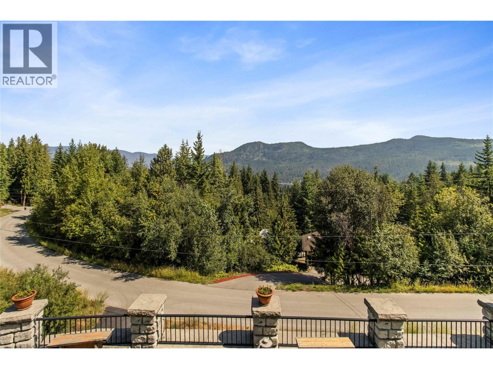 2422 Waverly Drive, Blind Bay, British Columbia  V0E 1H2 - Photo 28 - 10388921
