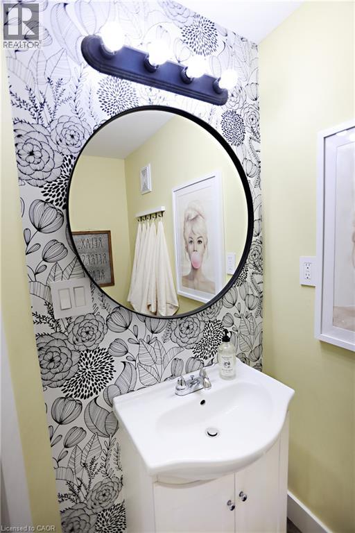 360 N John Street N, Hamilton, Ontario  L8L 4R1 - Photo 27 - 40836650