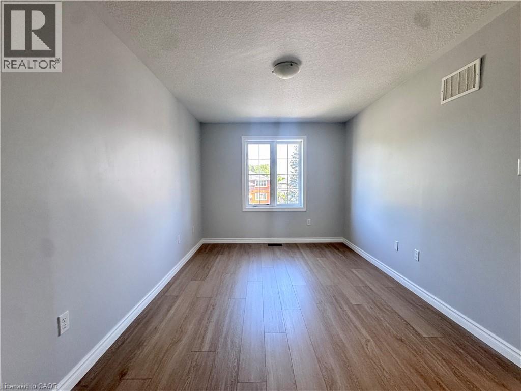 154 Rosemount Drive, Kitchener, Ontario  N2B 1R5 - Photo 33 - 40837567