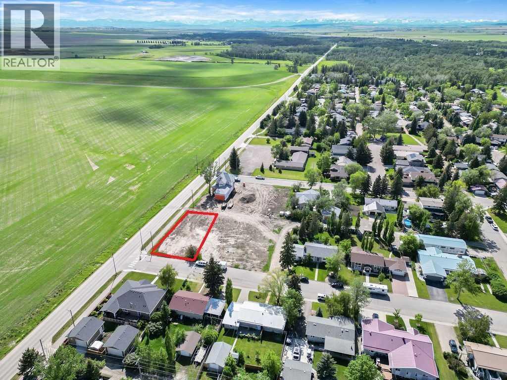 1033 8 Street SW, High River, Alberta  T1V 1A9 - Photo 1 - A2318539