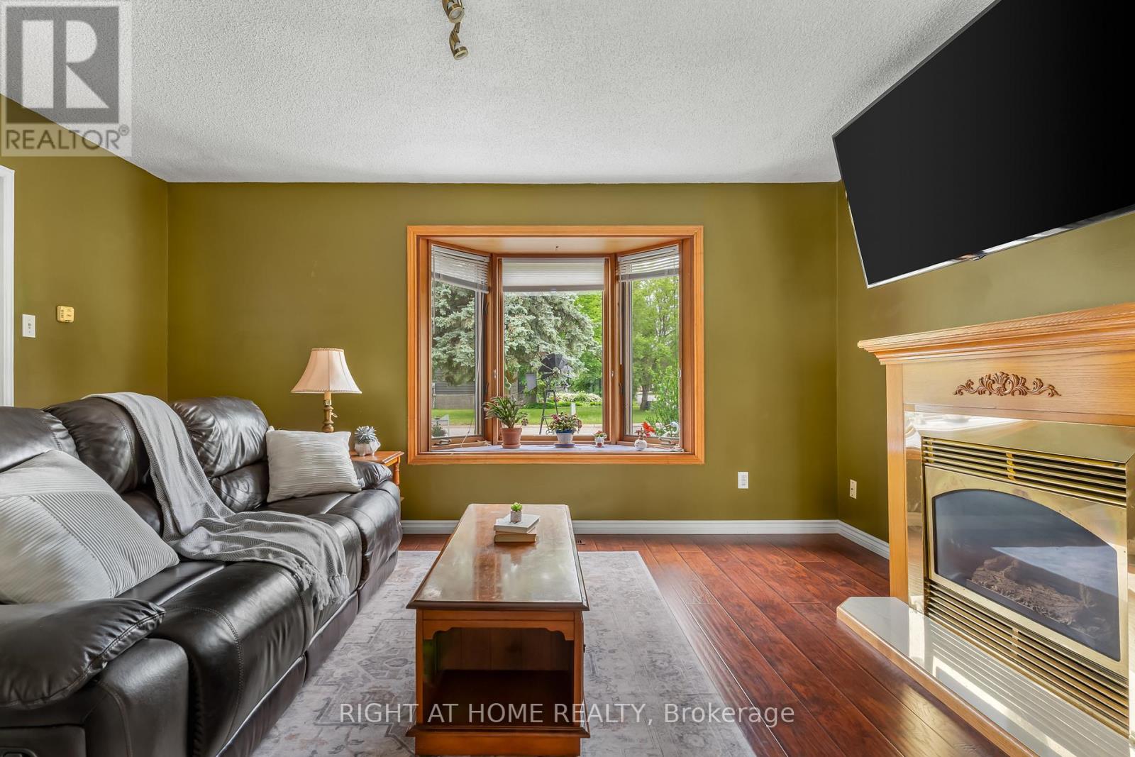 40 Colbeck Crescent, New Tecumseth, Ontario  L9R 1B7 - Photo 14 - N13417660