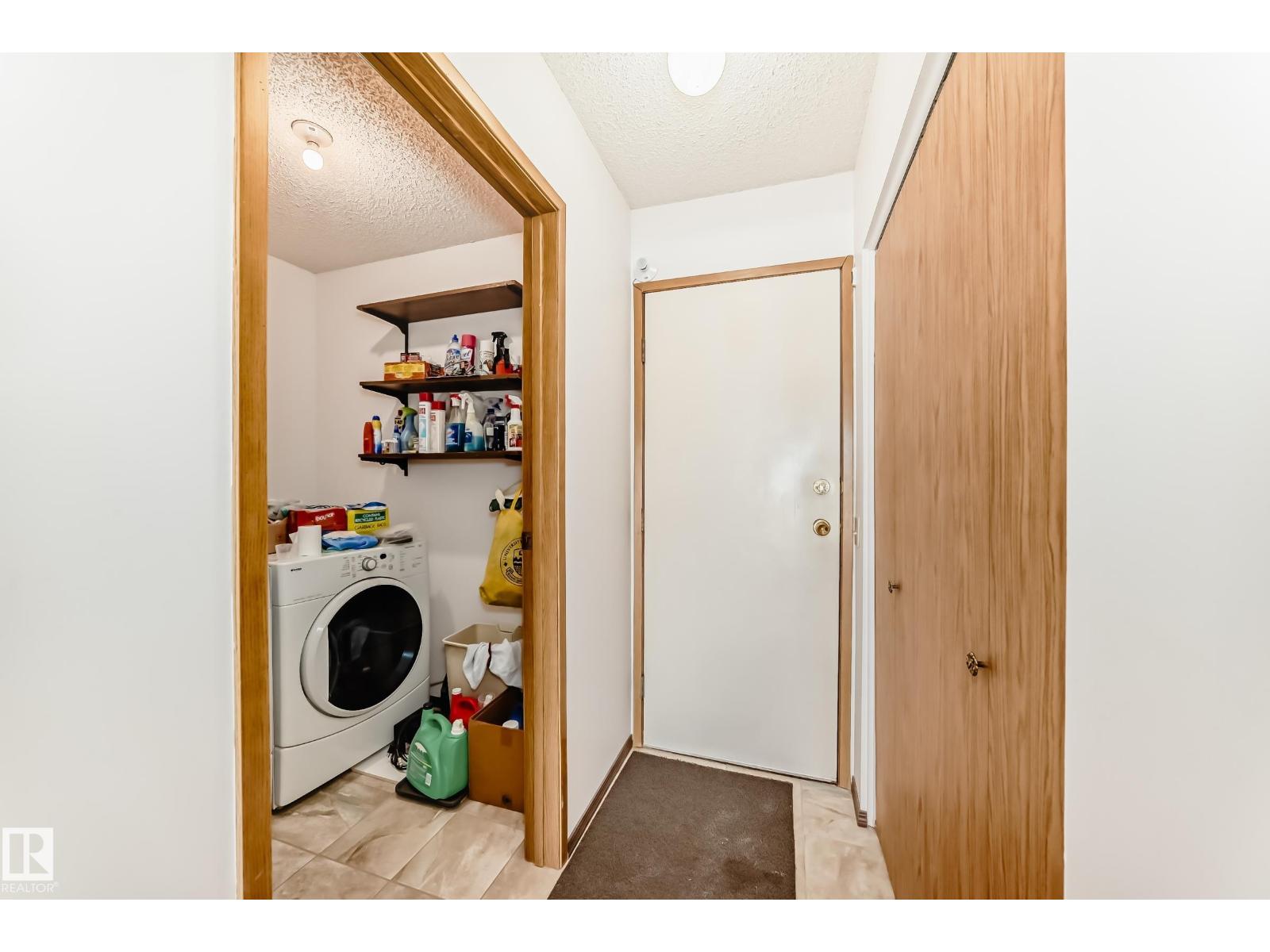 3933 103b St NW, Edmonton, Alberta  T6J 2X8 - Photo 23 - E4492382