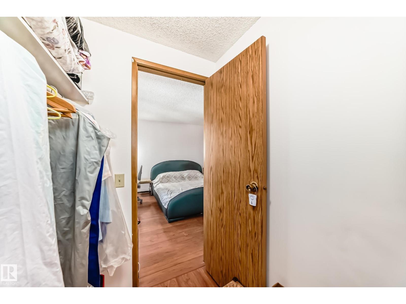 3933 103b St NW, Edmonton, Alberta  T6J 2X8 - Photo 32 - E4492382
