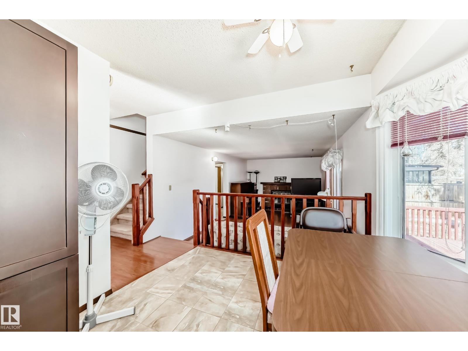 3933 103b St NW, Edmonton, Alberta  T6J 2X8 - Photo 11 - E4492382