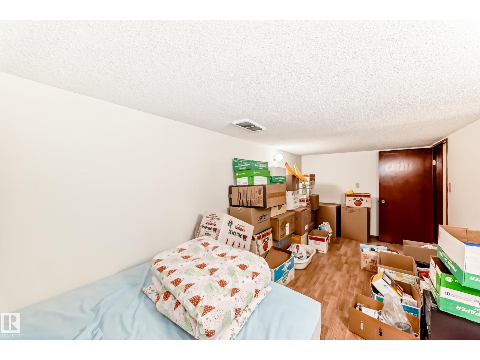 3933 103b St NW, Edmonton, Alberta  T6J 2X8 - Photo 44 - E4492382