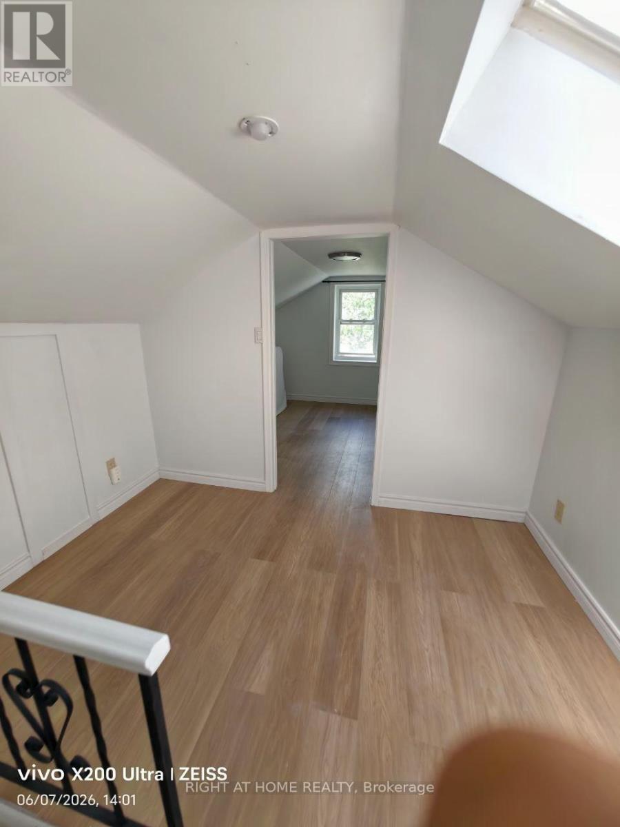 46 Overton Crescent, Toronto, Ontario  M3B 2V2 - Photo 16 - C12803536
