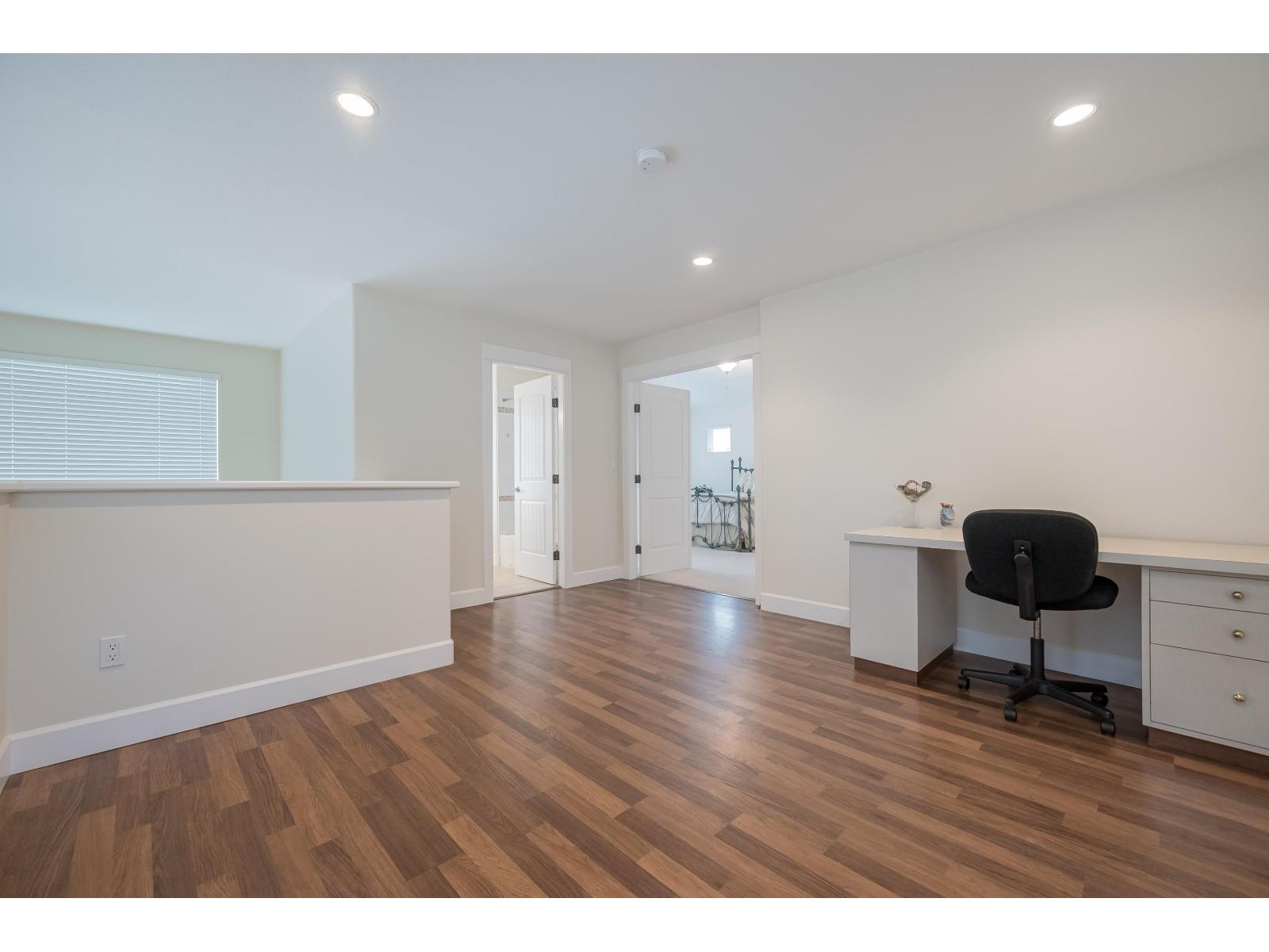 20484 67a Avenue, Langley, British Columbia  V2Y 3C9 - Photo 17 - R3133688