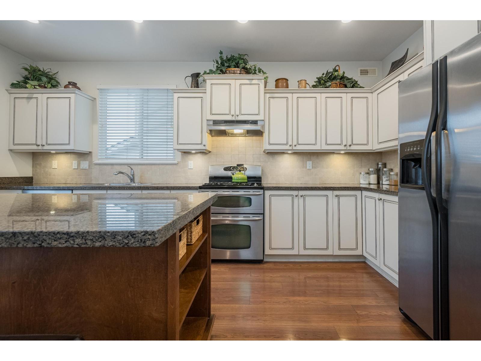 20484 67a Avenue, Langley, British Columbia  V2Y 3C9 - Photo 12 - R3133688