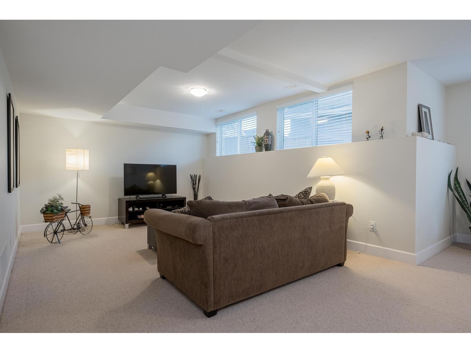 20484 67a Avenue, Langley, British Columbia  V2Y 3C9 - Photo 32 - R3133688