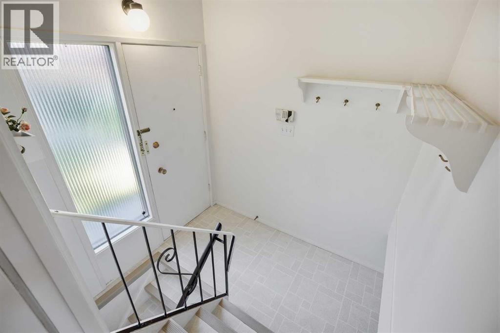 3227 Boulton Road Nw, Calgary, Alberta  T2L 1M2 - Photo 21 - A2317997