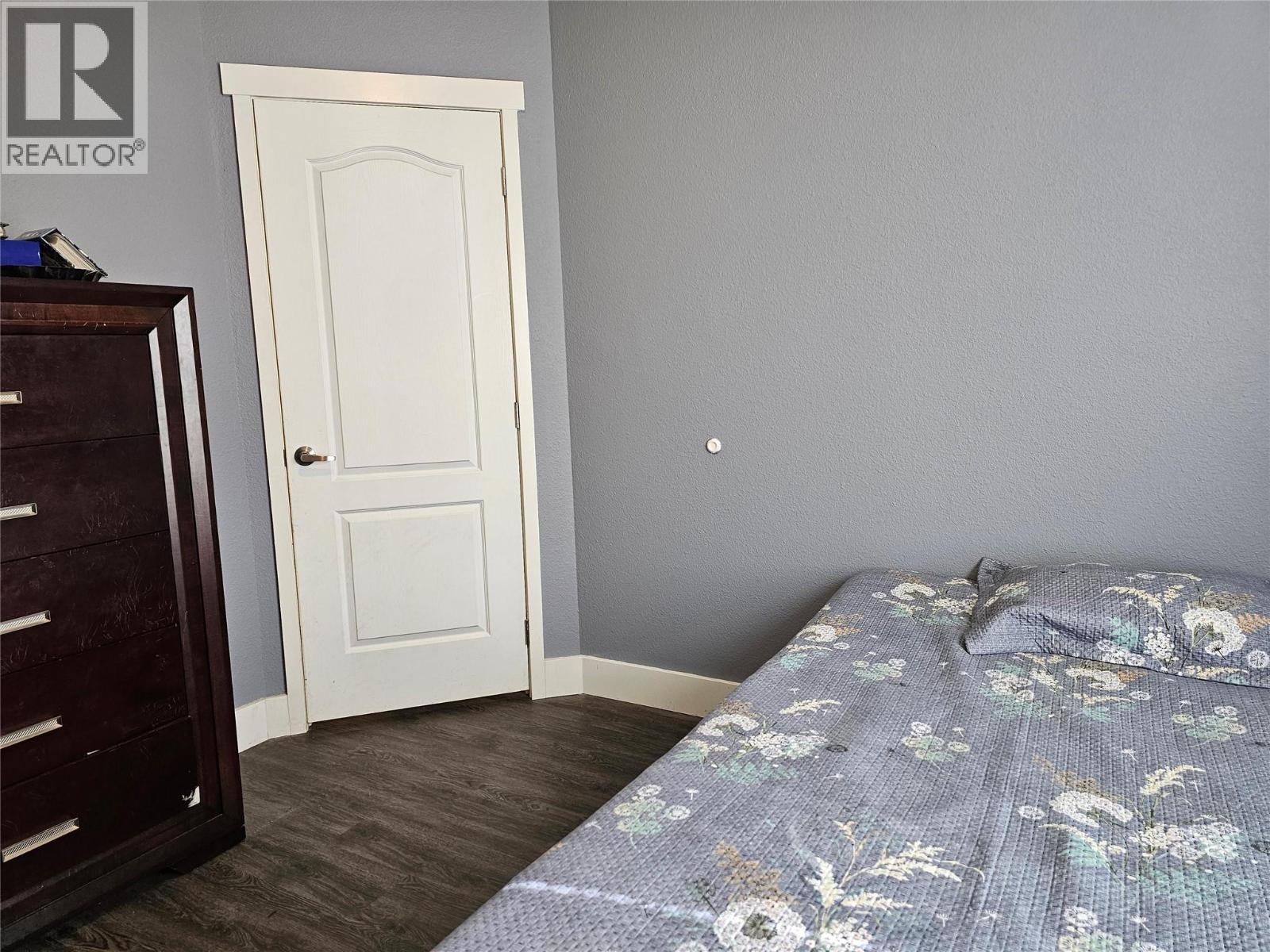 2385 Eva Road, Lee Creek, British Columbia  V0E 1M4 - Photo 15 - 10390764