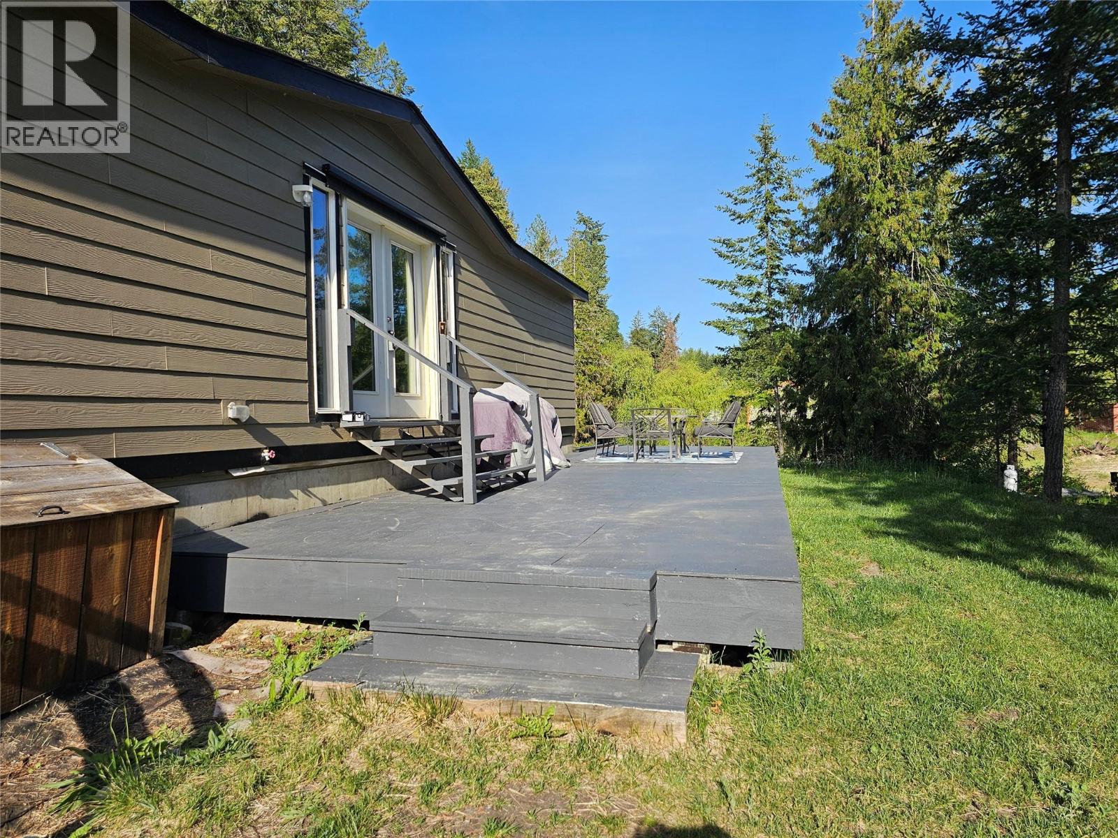 2385 Eva Road, Lee Creek, British Columbia  V0E 1M4 - Photo 47 - 10390764