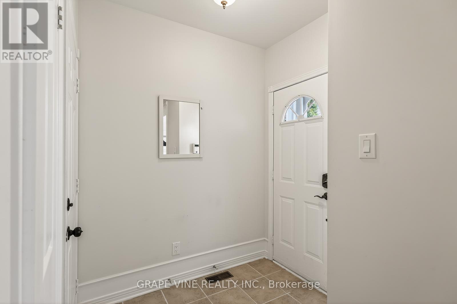 57 Rivergreen Crescent, Ottawa, Ontario K2M 2W9 - Photo 4 - X13417746