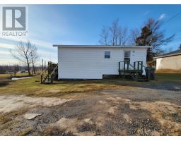 <div class="price">$104,500</div> 211a Main Street<br>Peterview, Newfoundland & Labrador<br><div class='bed_bath'>3 Bed | 1 Bath</div>