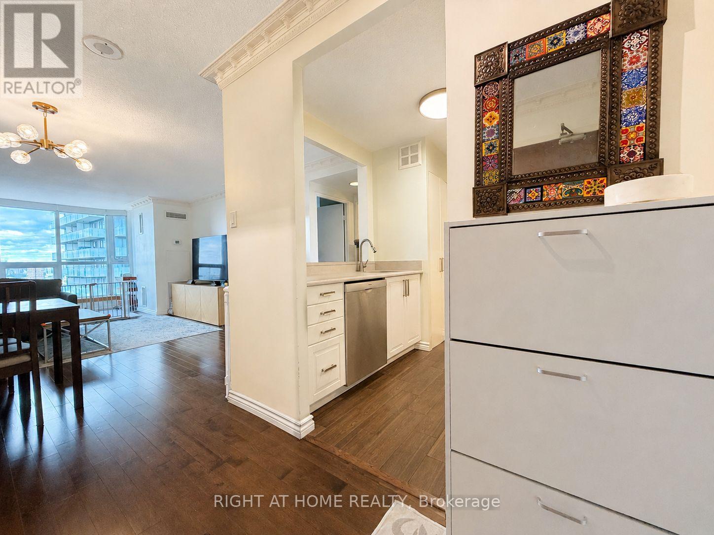 Ph12 - 1055 Bay Street, Toronto, Ontario  M5S 3A3 - Photo 8 - C13417766
