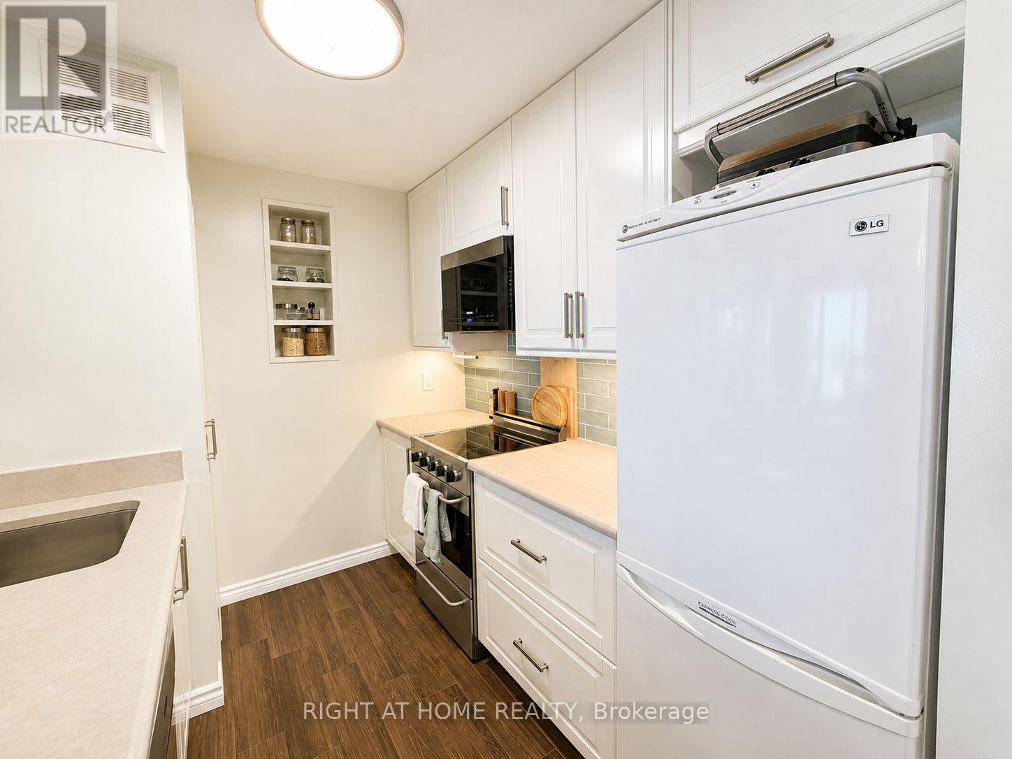 Ph12 - 1055 Bay Street, Toronto, Ontario  M5S 3A3 - Photo 9 - C13417766