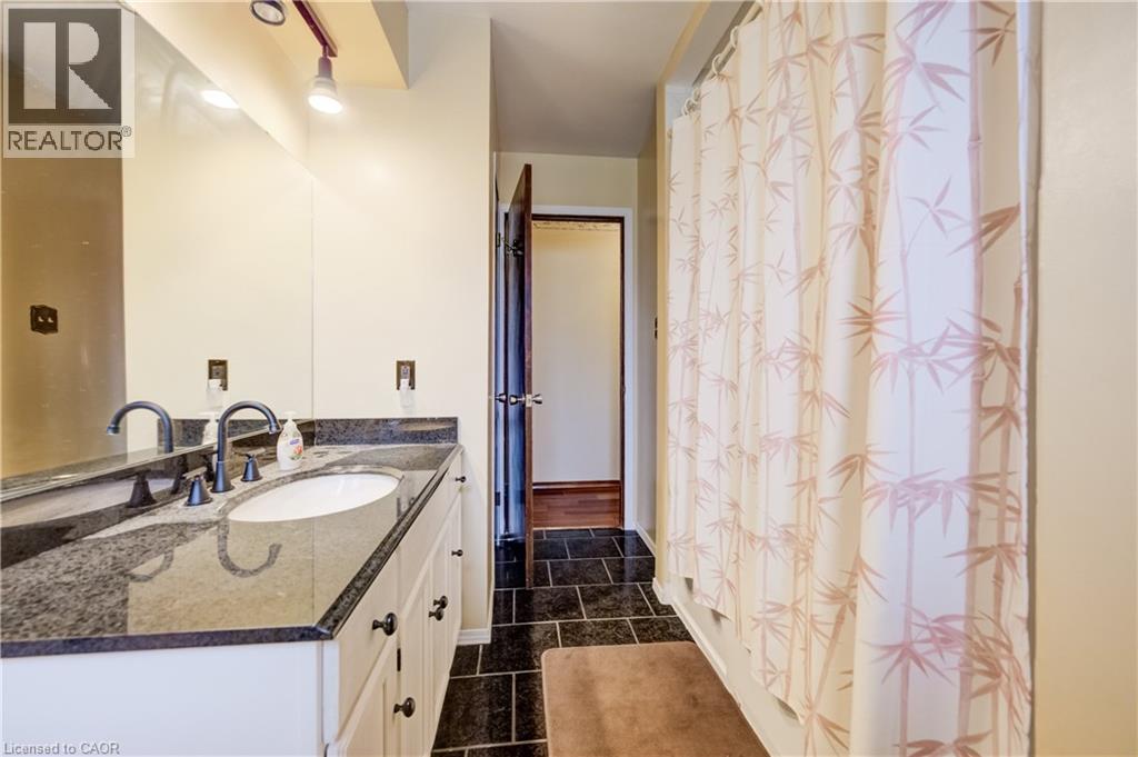 163 13th A Avenue, Hanover, Ontario  N4N 3P5 - Photo 20 - 40825023