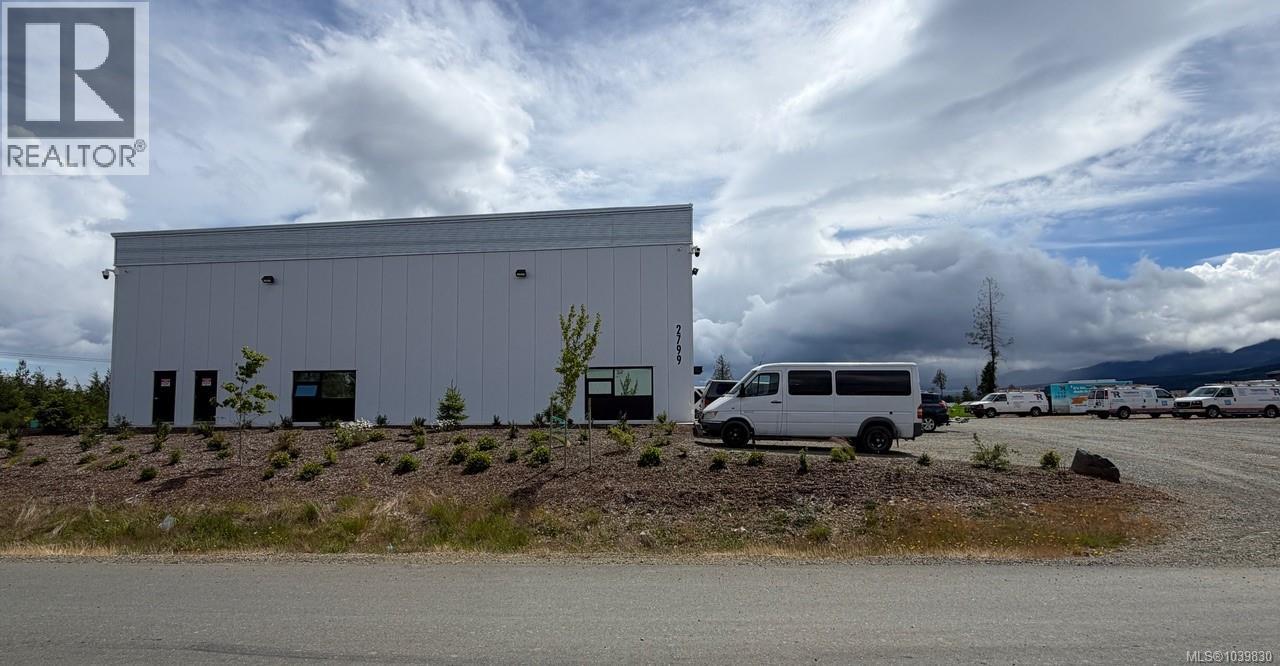 Cru 2-6 2799 Beck Ave, Cumberland, British Columbia  V0R 1S0 - Photo 3 - 1039830