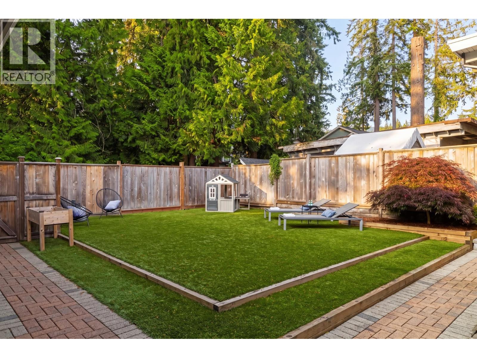 1850 Westover Road, North Vancouver, British Columbia  V7J 1X8 - Photo 37 - R3133605