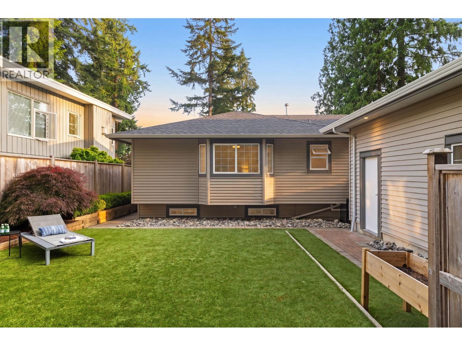 1850 Westover Road, North Vancouver, British Columbia  V7J 1X8 - Photo 38 - R3133605