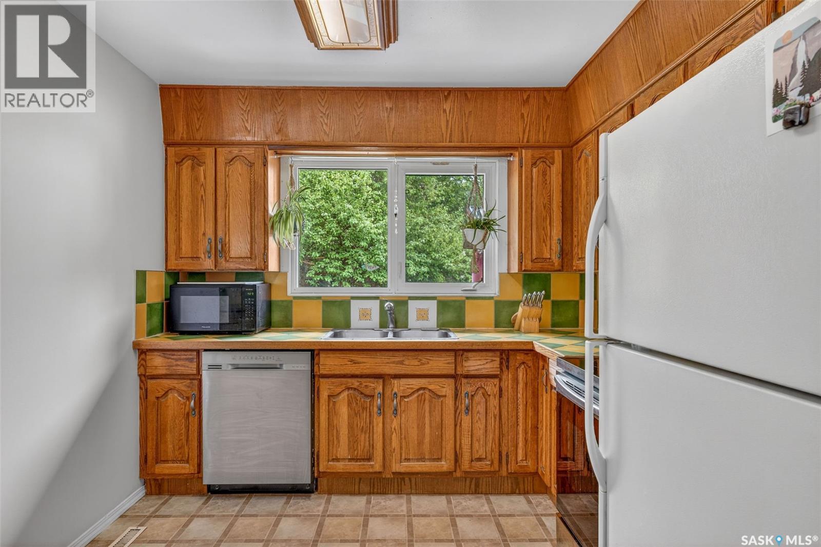 2326 Mcdonald Avenue, Prince Albert, Saskatchewan  S6V 2V6 - Photo 10 - SK038653