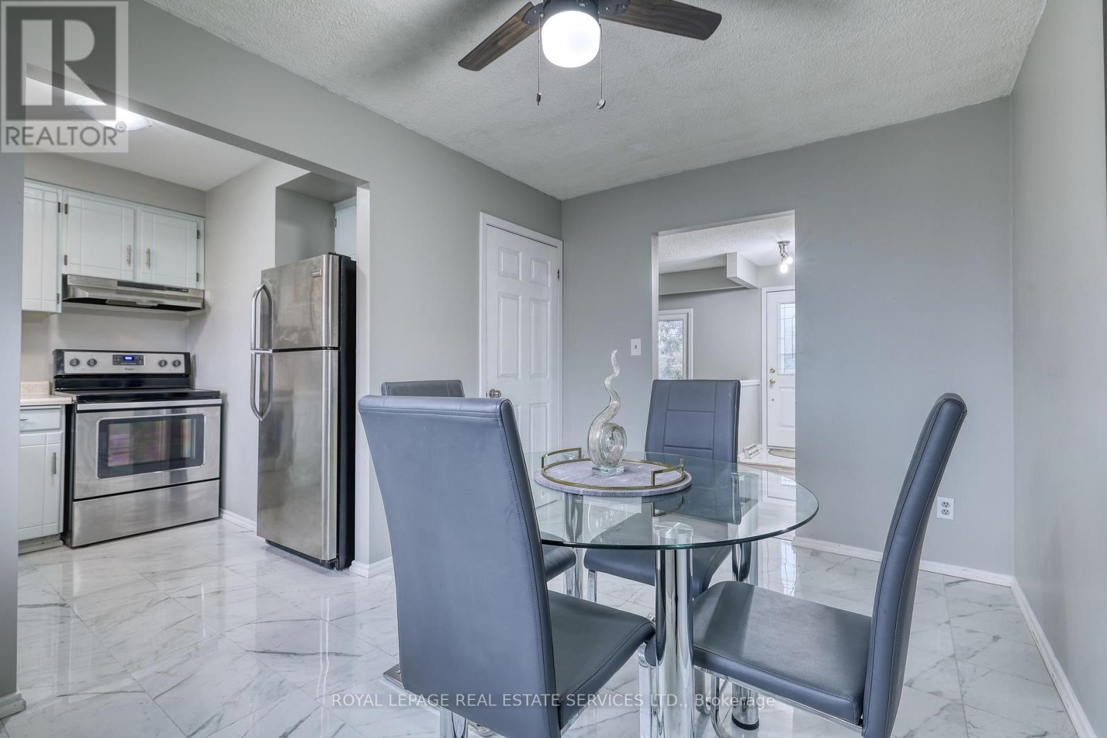38 Deerfield Parkway, Thorold (Allanburg/thorold South), Ontario  L2V 4B4 - Photo 3 - X13417784