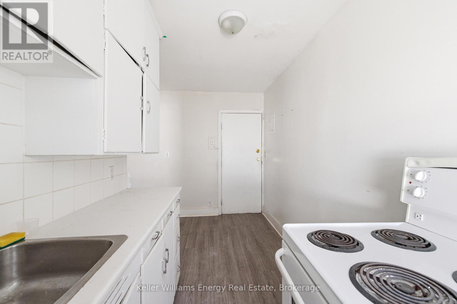 76 & 78 - 78 Simcoe Street N, Oshawa (O'neill), Ontario  L1G 4S2 - Photo 24 - E13417856
