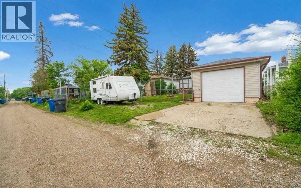 343 10 Street SW, Medicine Hat, Alberta  T1A 4R6 - Photo 31 - A2317029