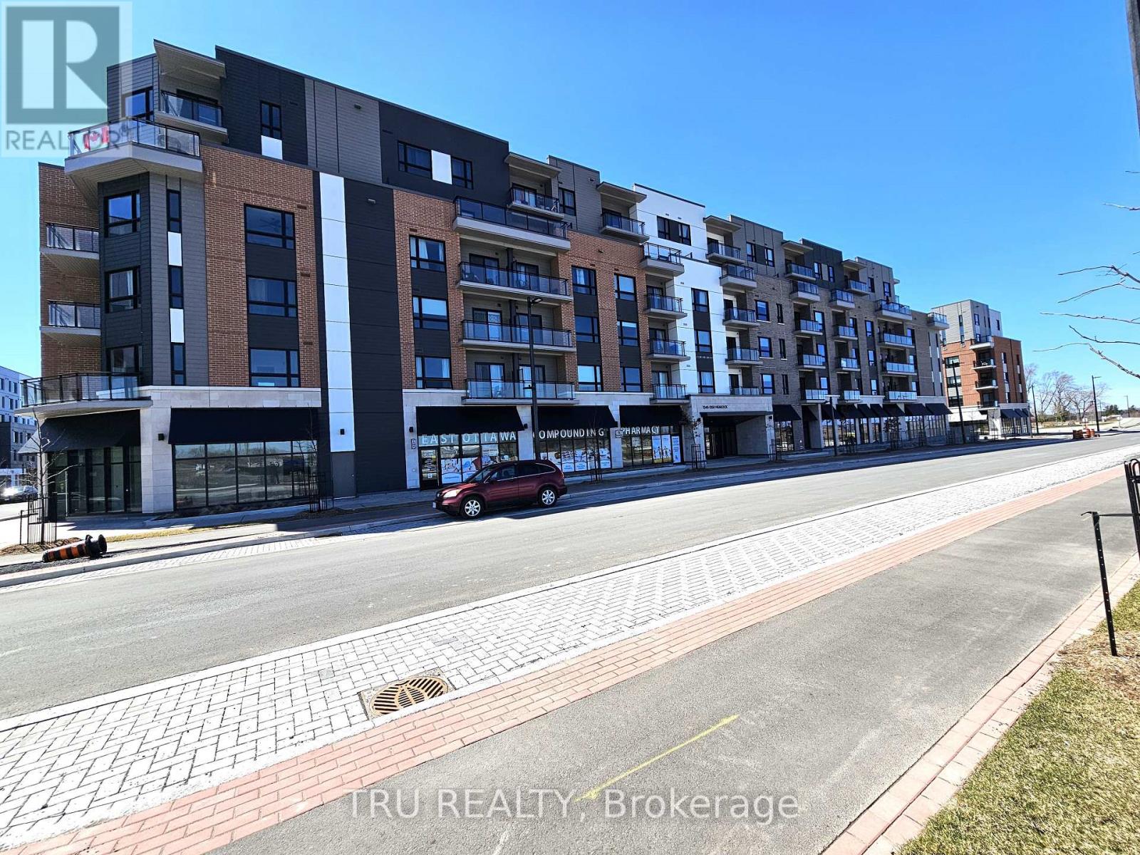 212 - 1350 Hemlock Road, Ottawa, Ontario K1K 5C2 - Photo 2 - X13417852