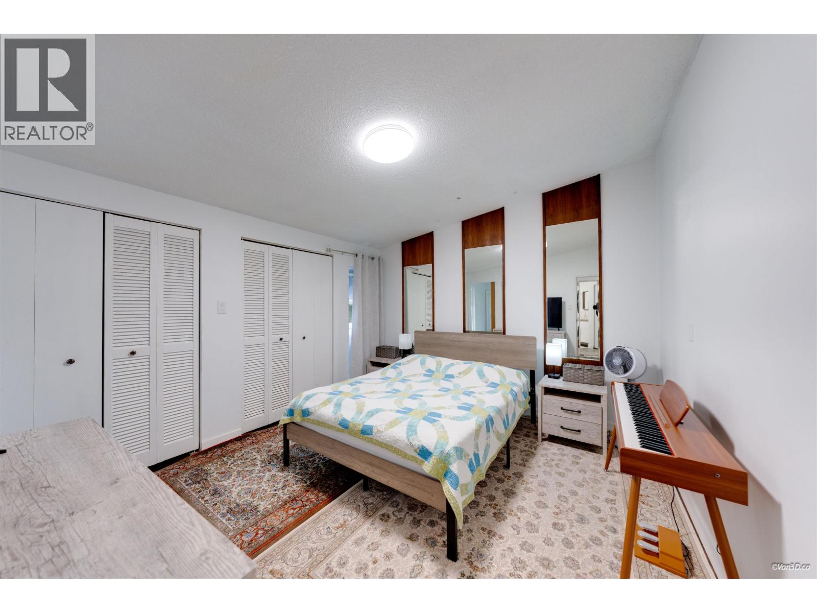 5578 Oakglen Drive, Burnaby, British Columbia  V5H 3M5 - Photo 14 - R3133732