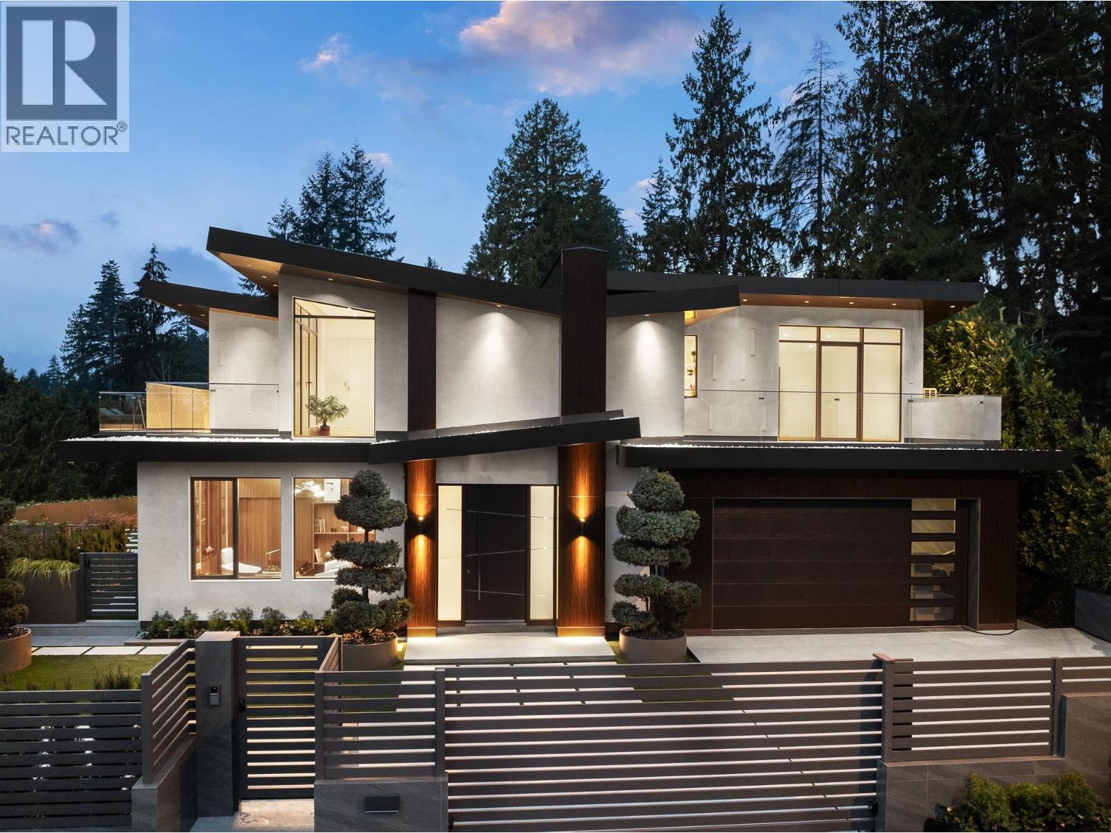 1405 28th Street, West Vancouver, British Columbia  V7V 4L8 - Photo 2 - R3133770