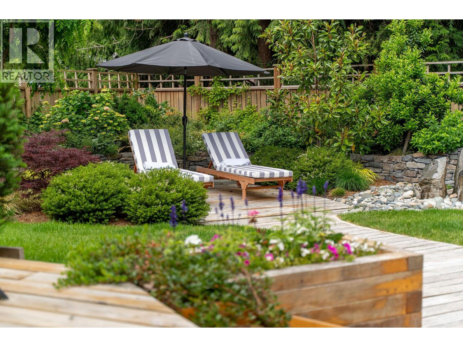 1141 Lenora Road, Bowen Island, British Columbia  V0N 1G1 - Photo 2 - R3133784