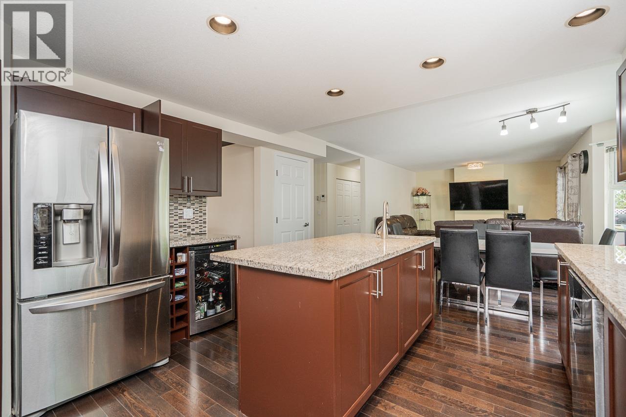 1687 Plateau Crescent, Coquitlam, British Columbia  V3E 3B3 - Photo 13 - R3133795