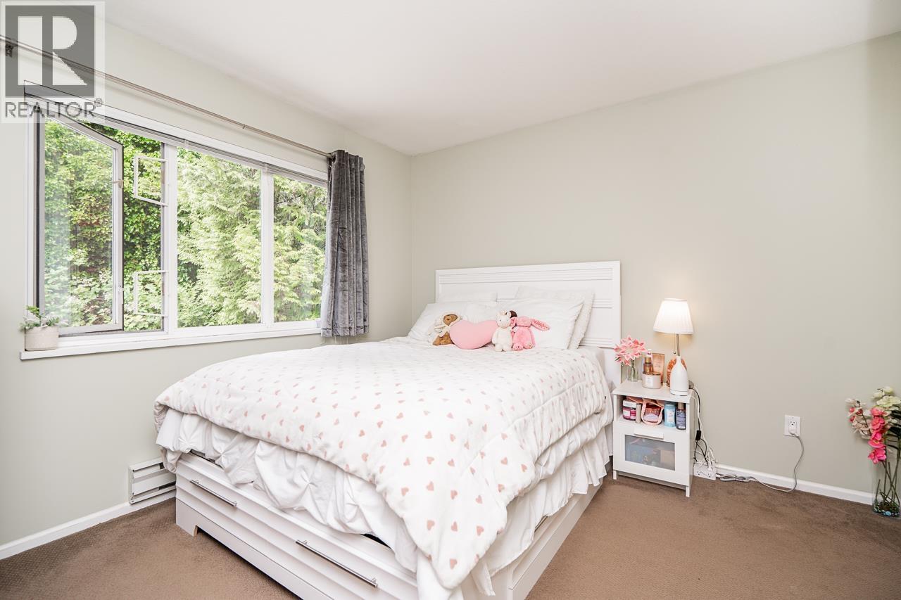 1687 Plateau Crescent, Coquitlam, British Columbia  V3E 3B3 - Photo 25 - R3133795