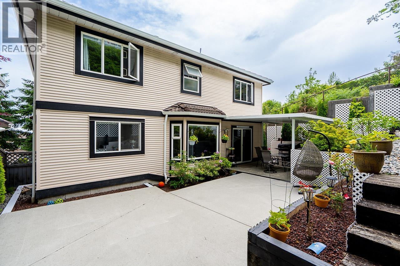 1687 Plateau Crescent, Coquitlam, British Columbia  V3E 3B3 - Photo 37 - R3133795