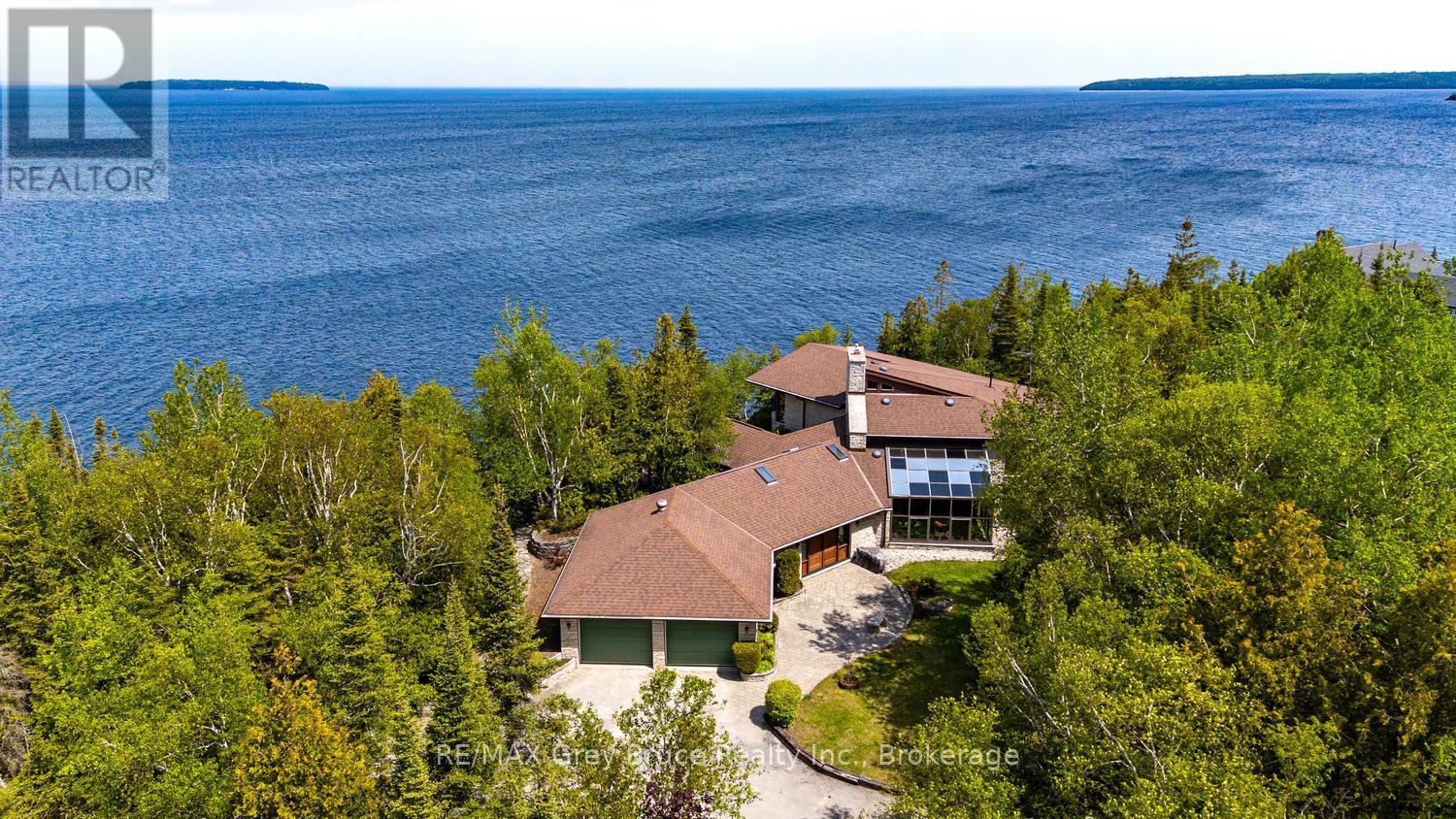 28 ELGIN STREET, Northern Bruce Peninsula, Ontario