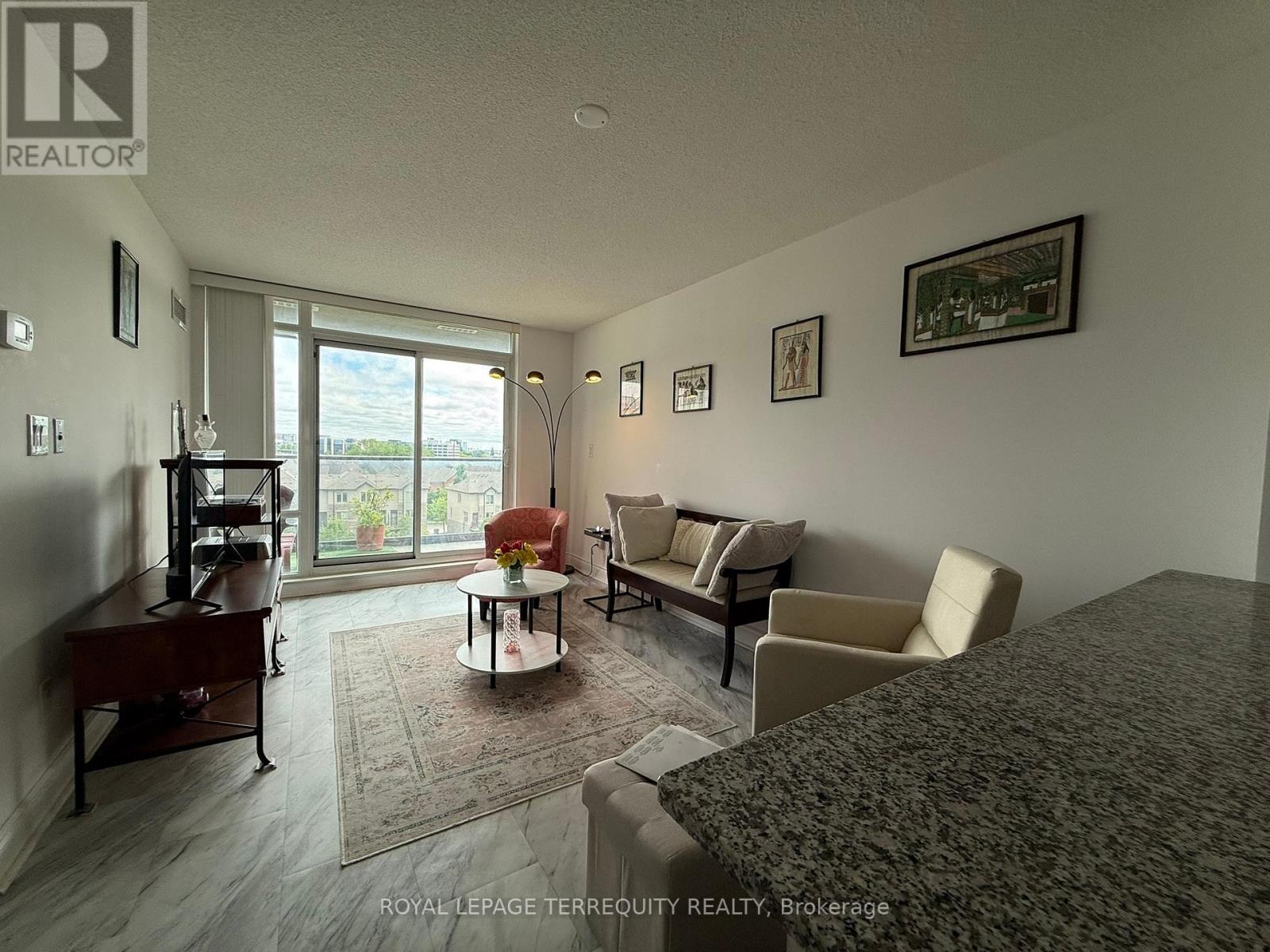 709 - 253 South Park Road, Markham, Ontario  L3T 0B4 - Photo 4 - N13417826