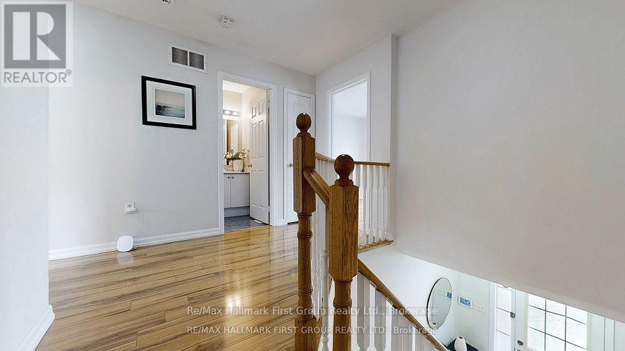 39 Robideau Place, Whitby, Ontario  L1R 3G6 - Photo 16 - E13414166